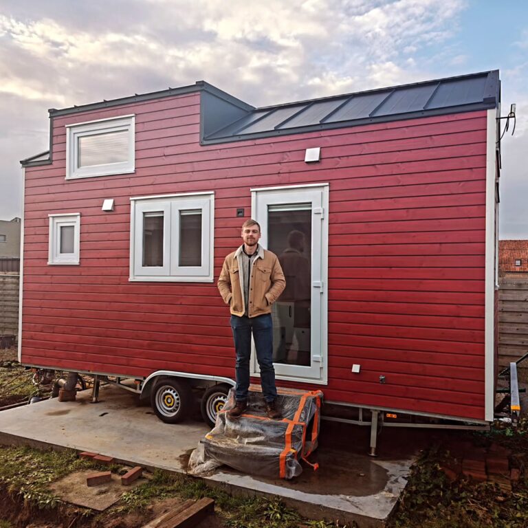 TinyHouseDylan
